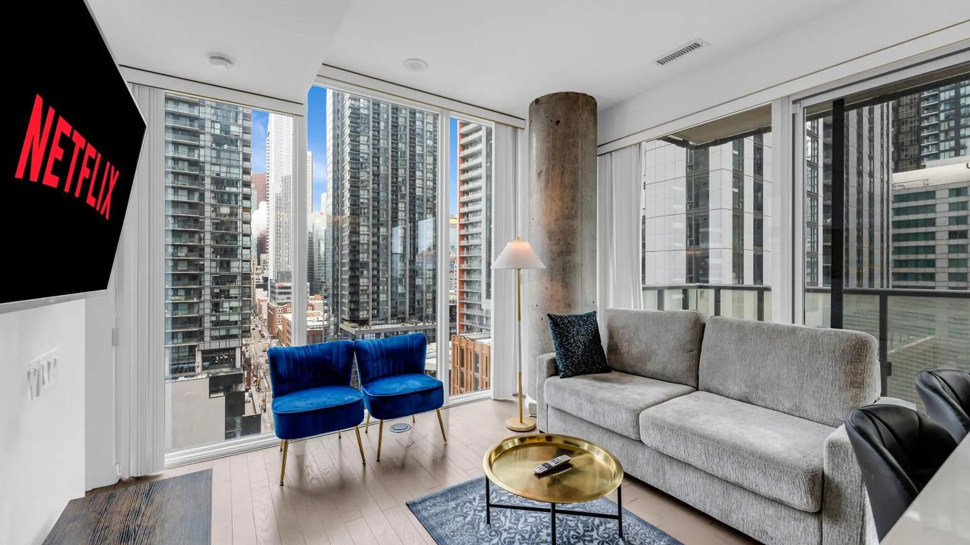 Urban Downtown Suites location